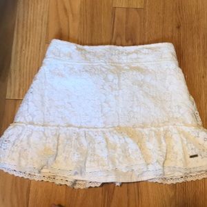 Hollister skirt, never worn!